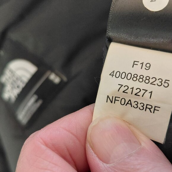 The North Face McMurdo Parka Men’s Goose Down Jacket.   Black, Medium - Picture 6 of 9